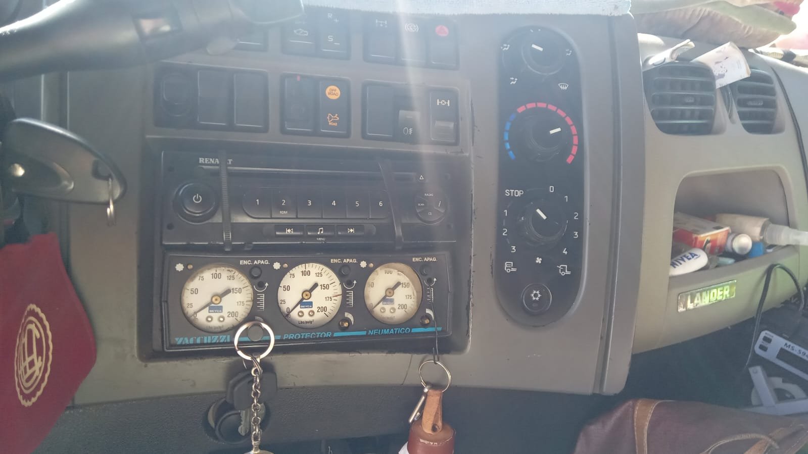 Renault 380 tractor 4×2