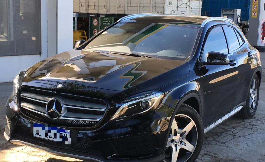 Mercedes Benz Clase GLA 250 1.6 AMG 211 cv