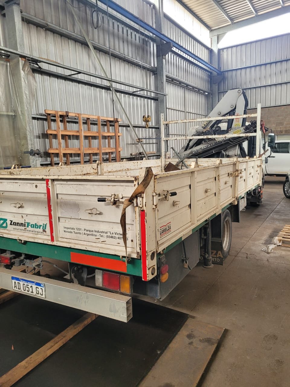 Isuzu NPR75 L Cabina Simple