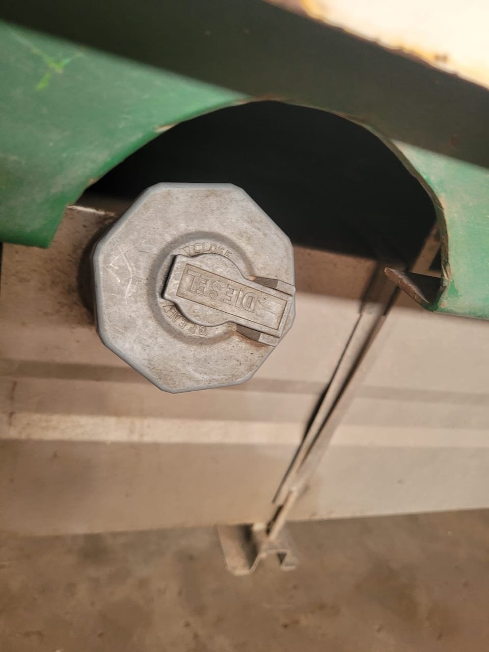 Isuzu NPR75 L Cabina Simple