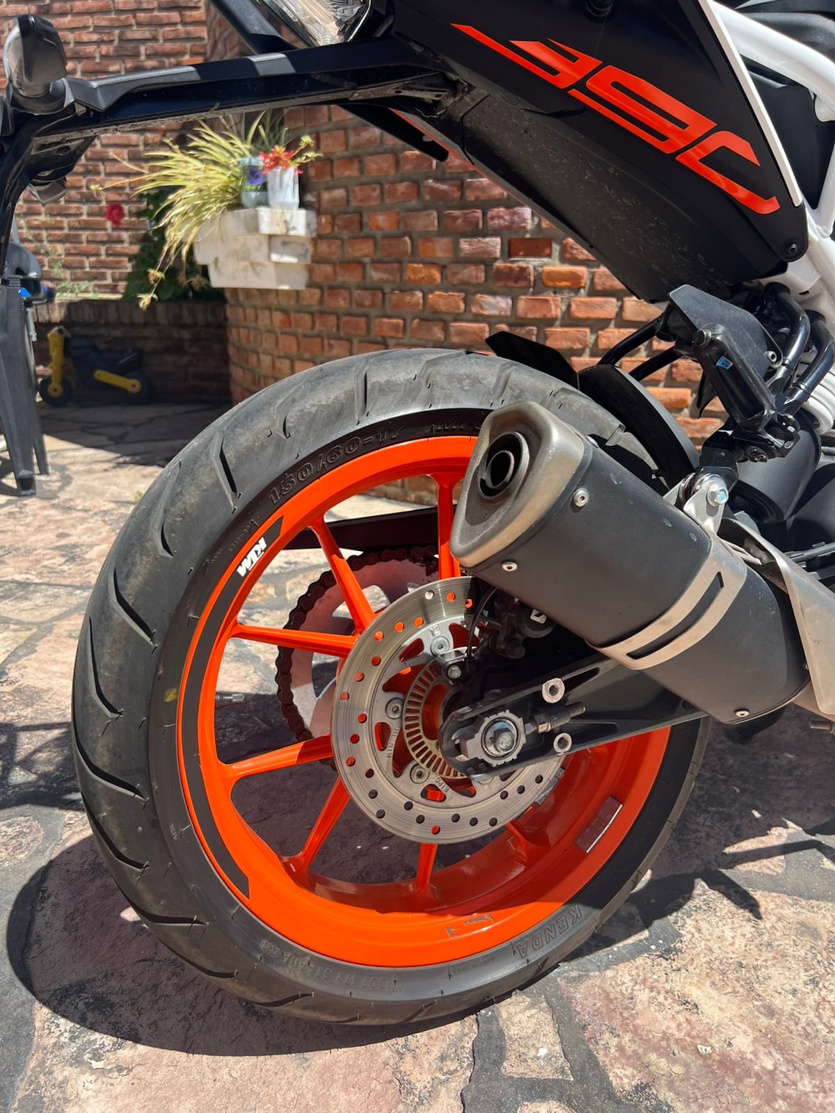 KTM DUKE 390