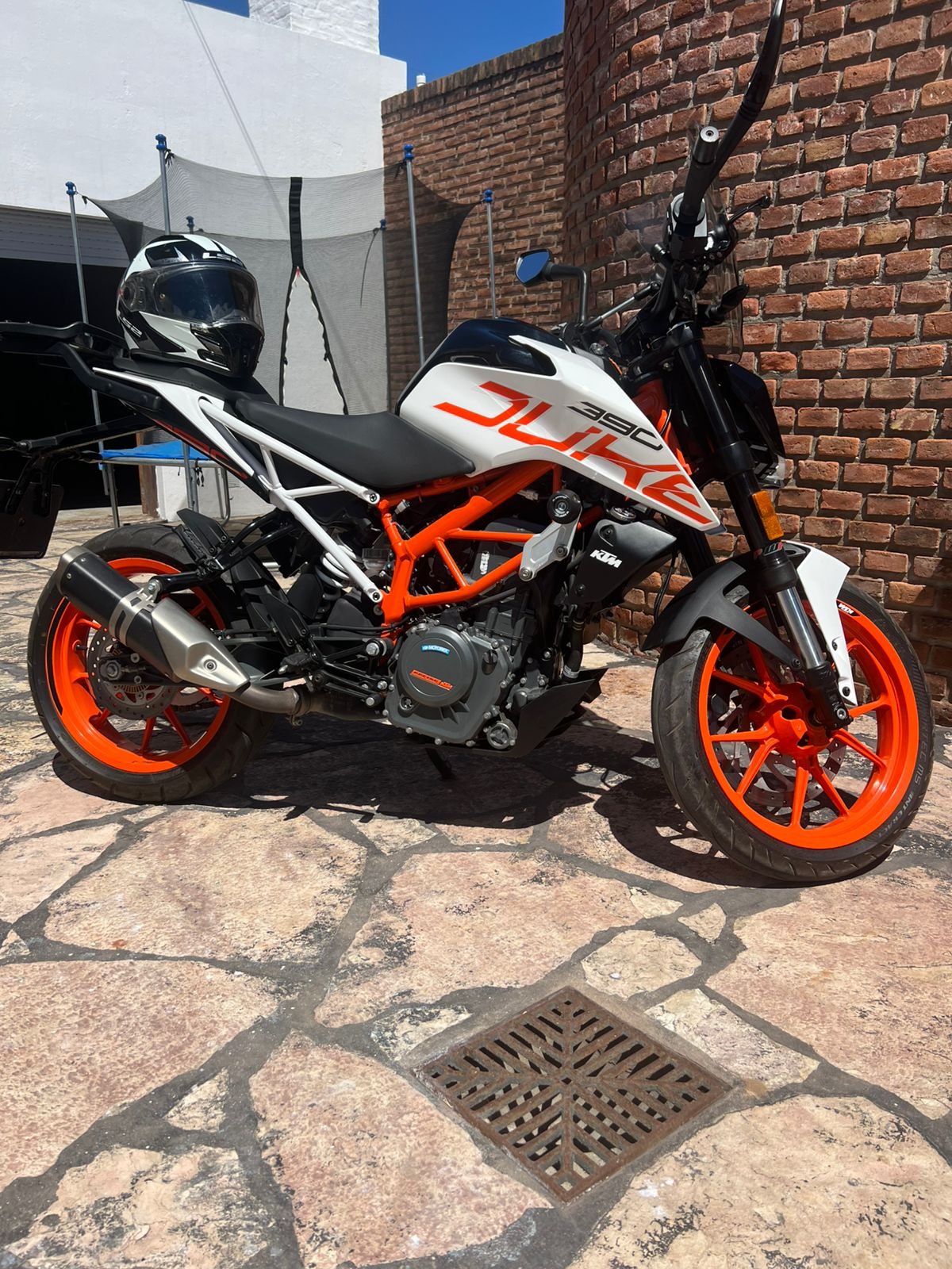 KTM DUKE 390