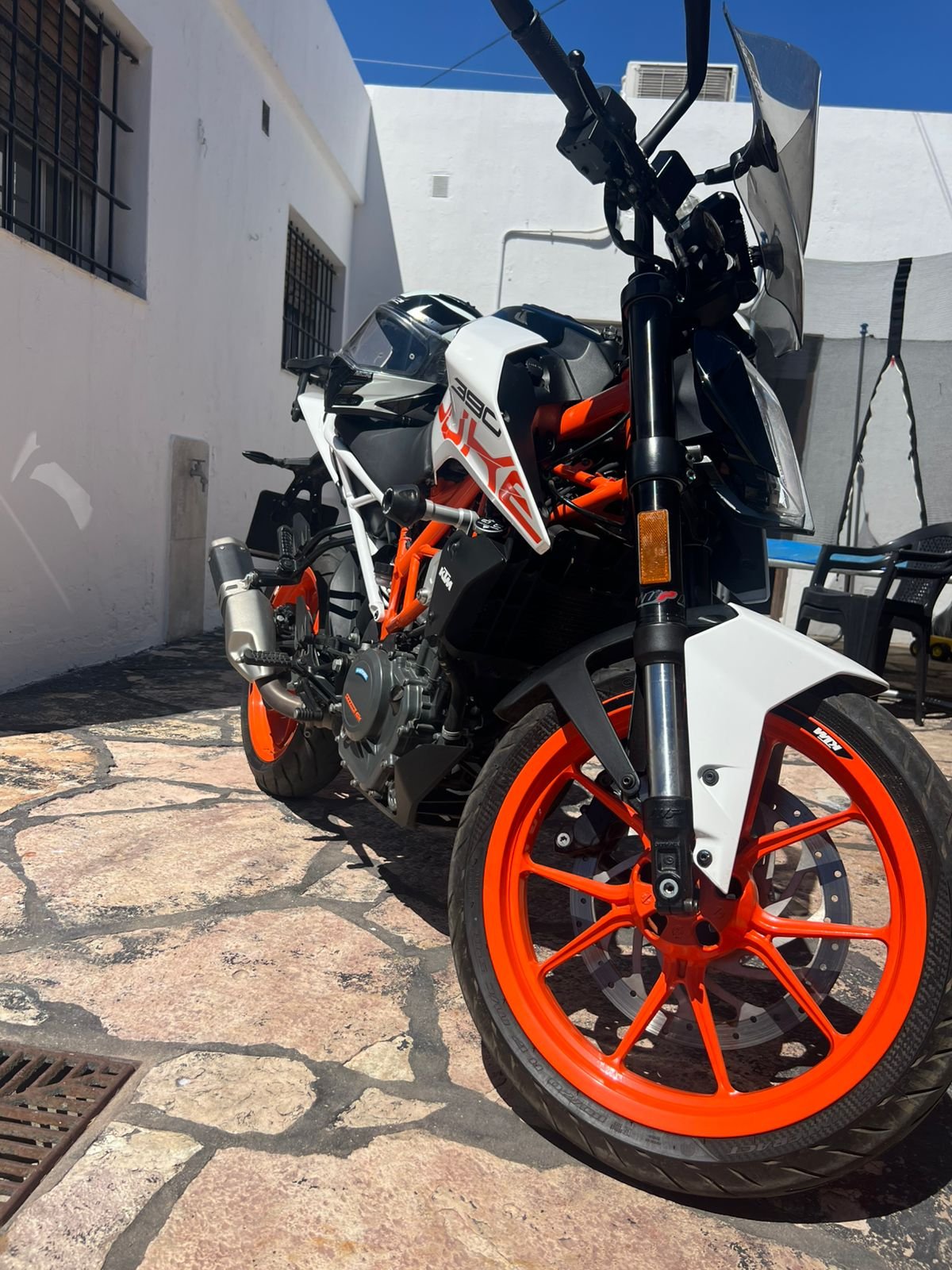 KTM DUKE 390