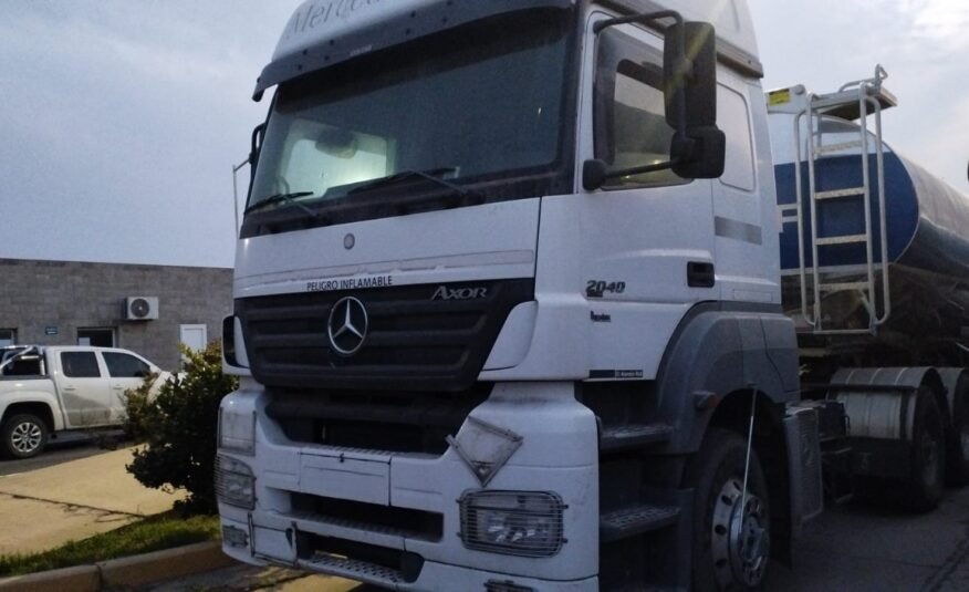 Mercedes Benz Axor 2040 tractor 6×2