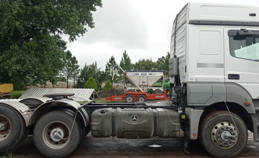 Mercedes Benz Axor 2040 tractor 6×2