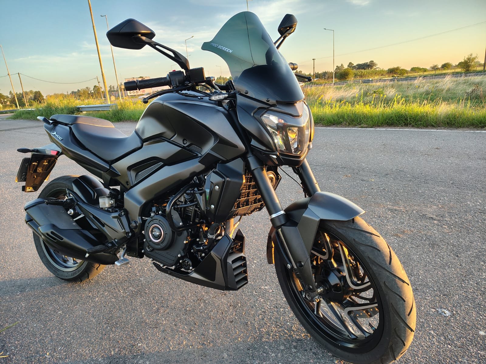 BAJAJ DOMINAR 400