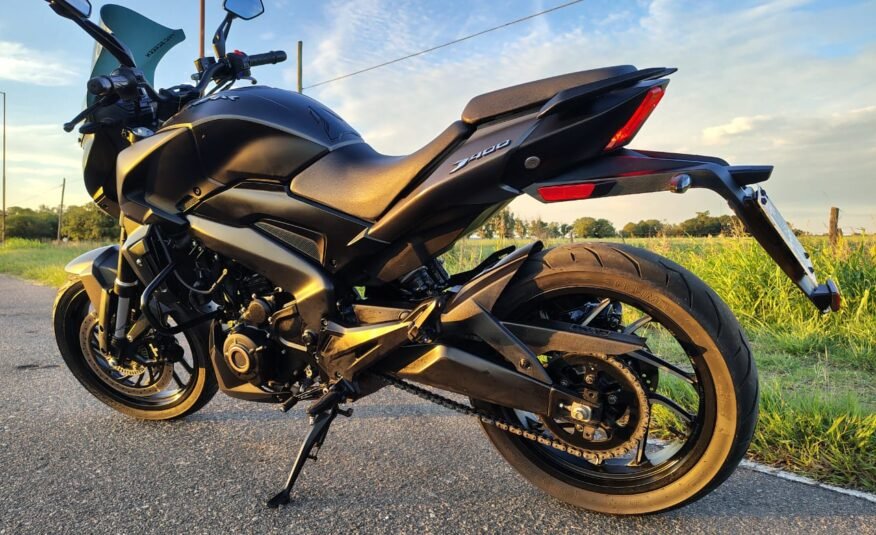 BAJAJ DOMINAR 400