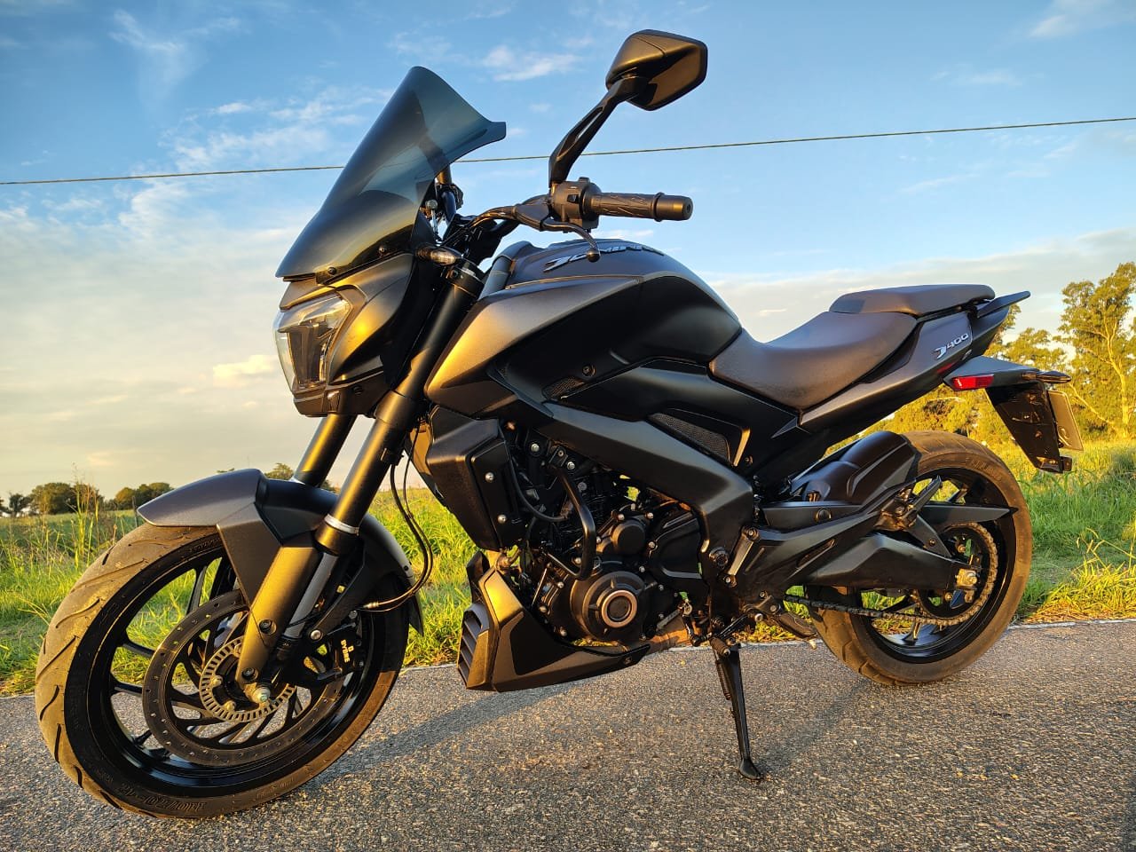 BAJAJ DOMINAR 400