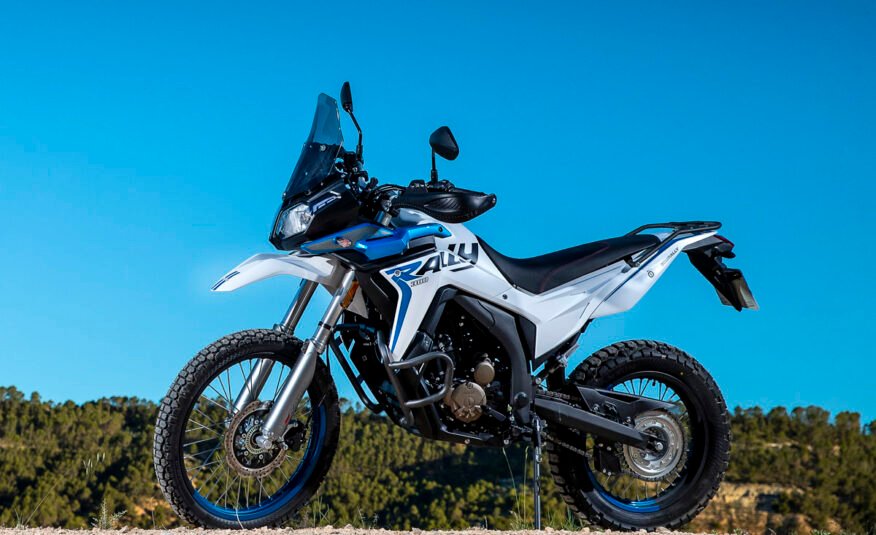 VOGE 300 RALLY