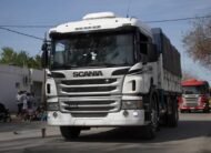 SCANIA P 360 CHASIS CON CARROCERIA