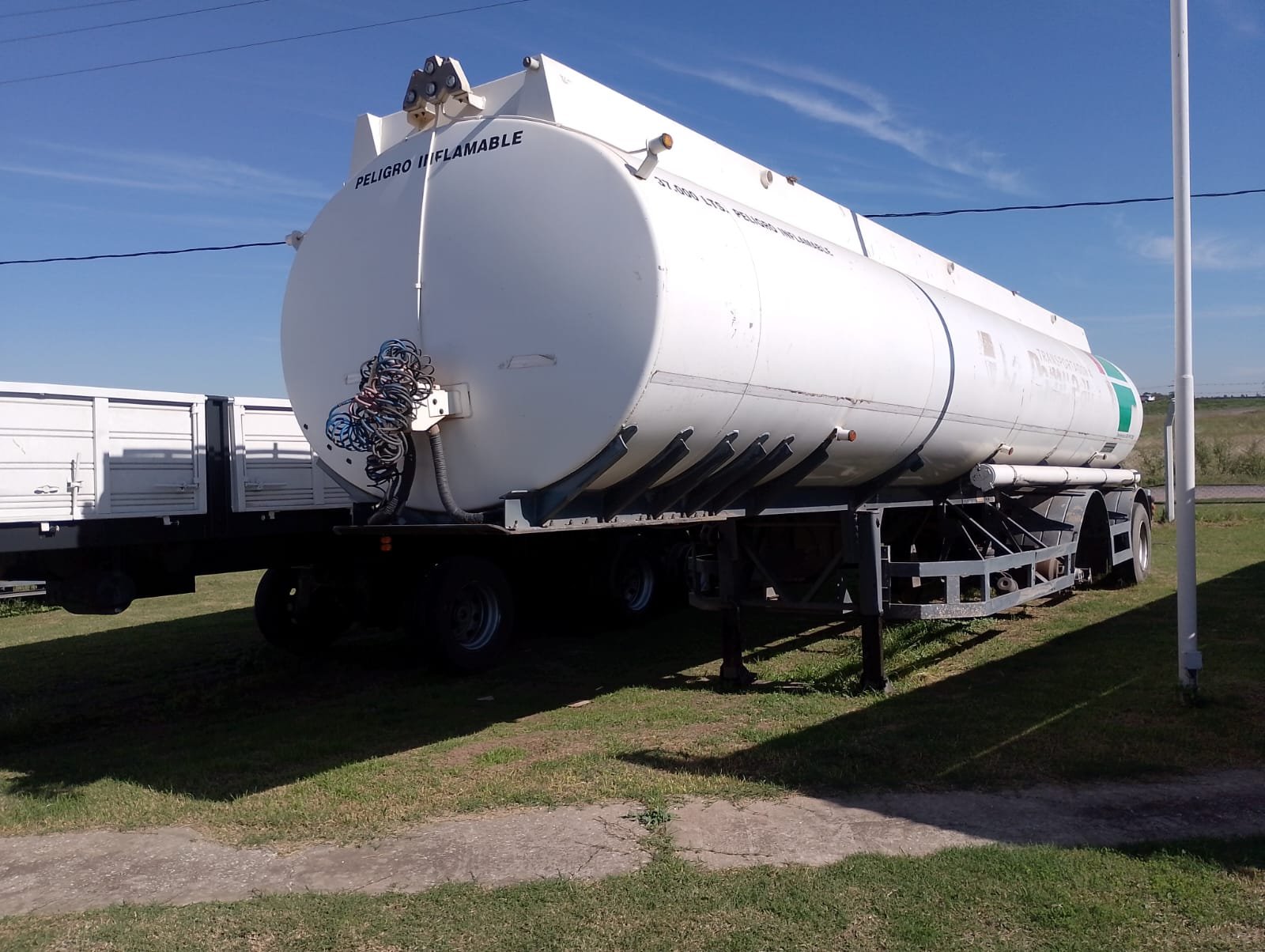 SEMIRREMOLQUE MILEI 1+1 TANQUE