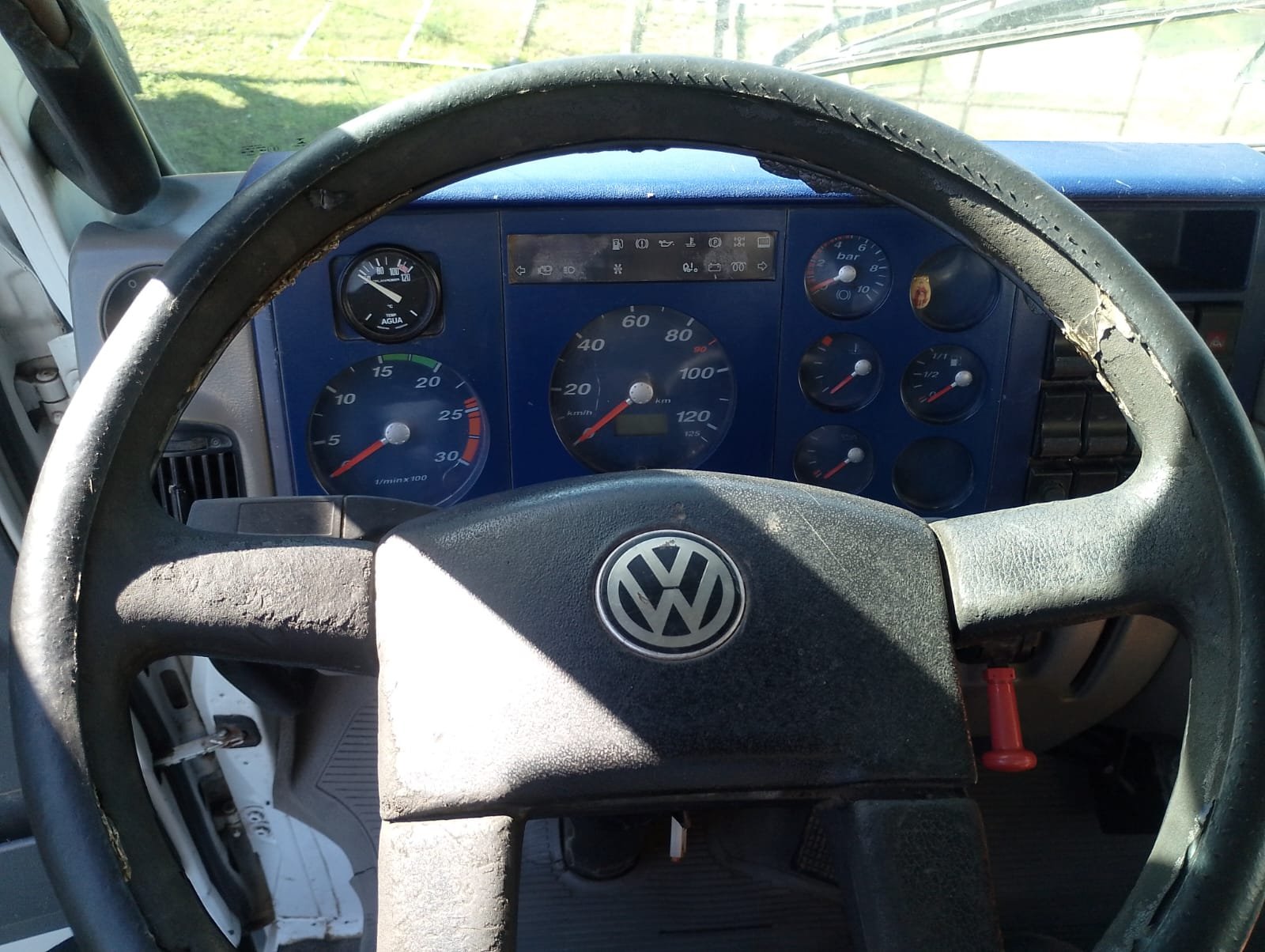 VOLKSWAGEN 17-310