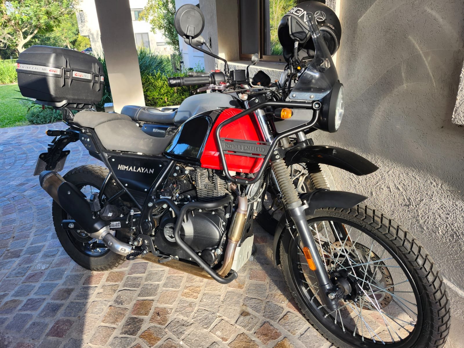 ROYAL ENFIELD HIMALAYAN 411 BS6