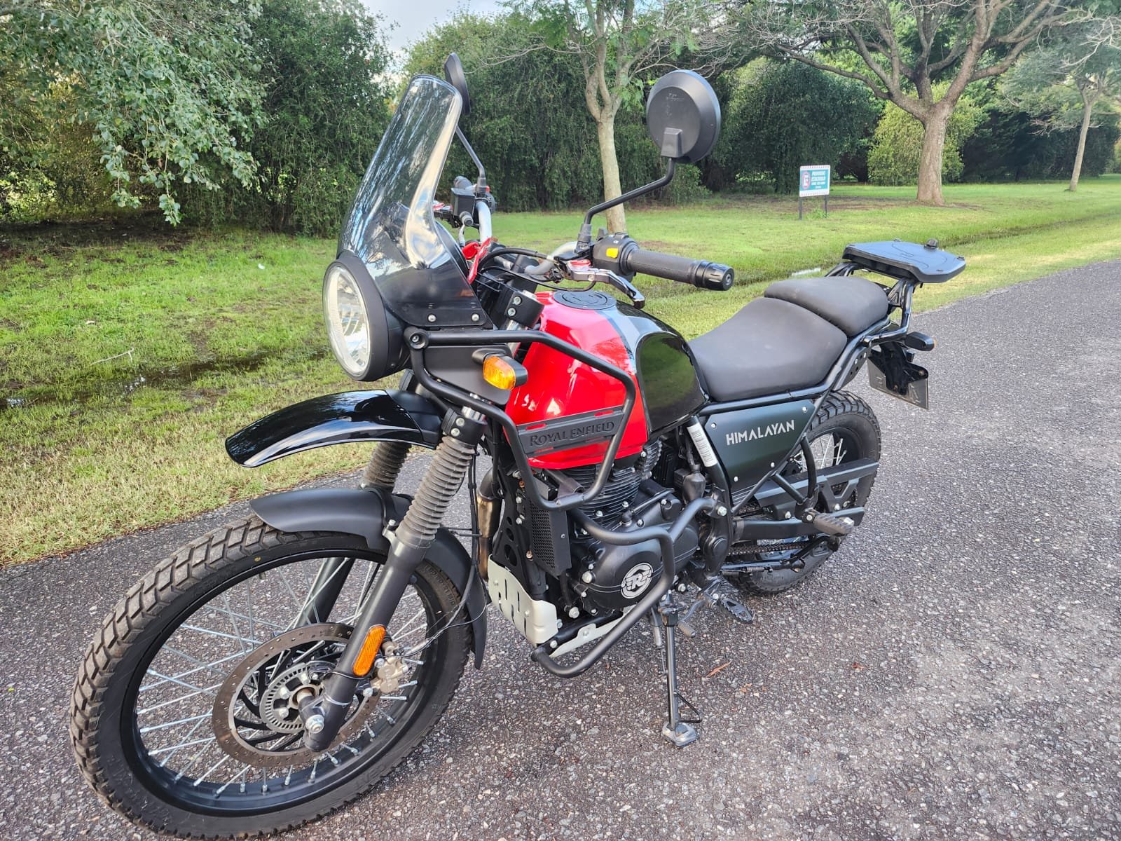 ROYAL ENFIELD HIMALAYAN 411 BS6