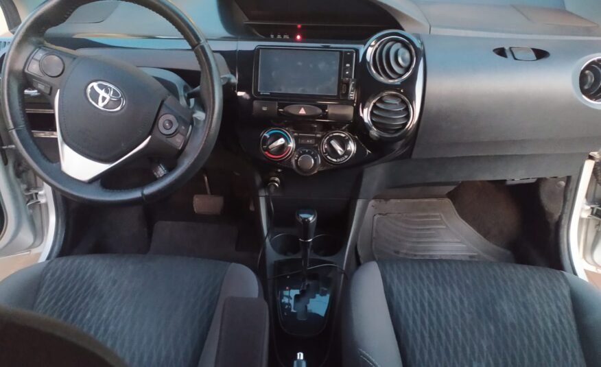 Toyota Etios XLS A/T