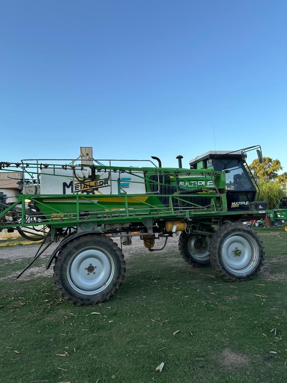 Pulverizador metalford multiple 2800