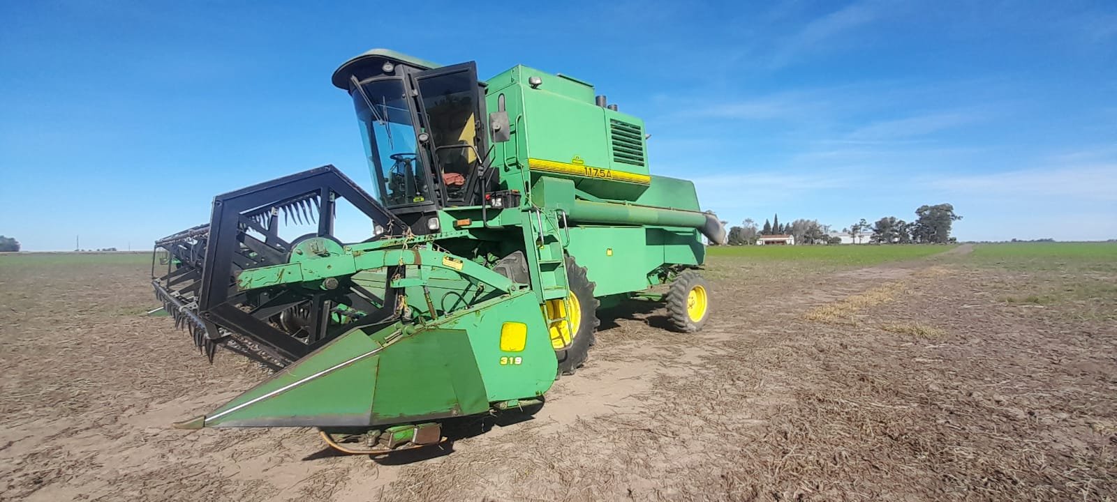 Cosechadora john deere 1175 A