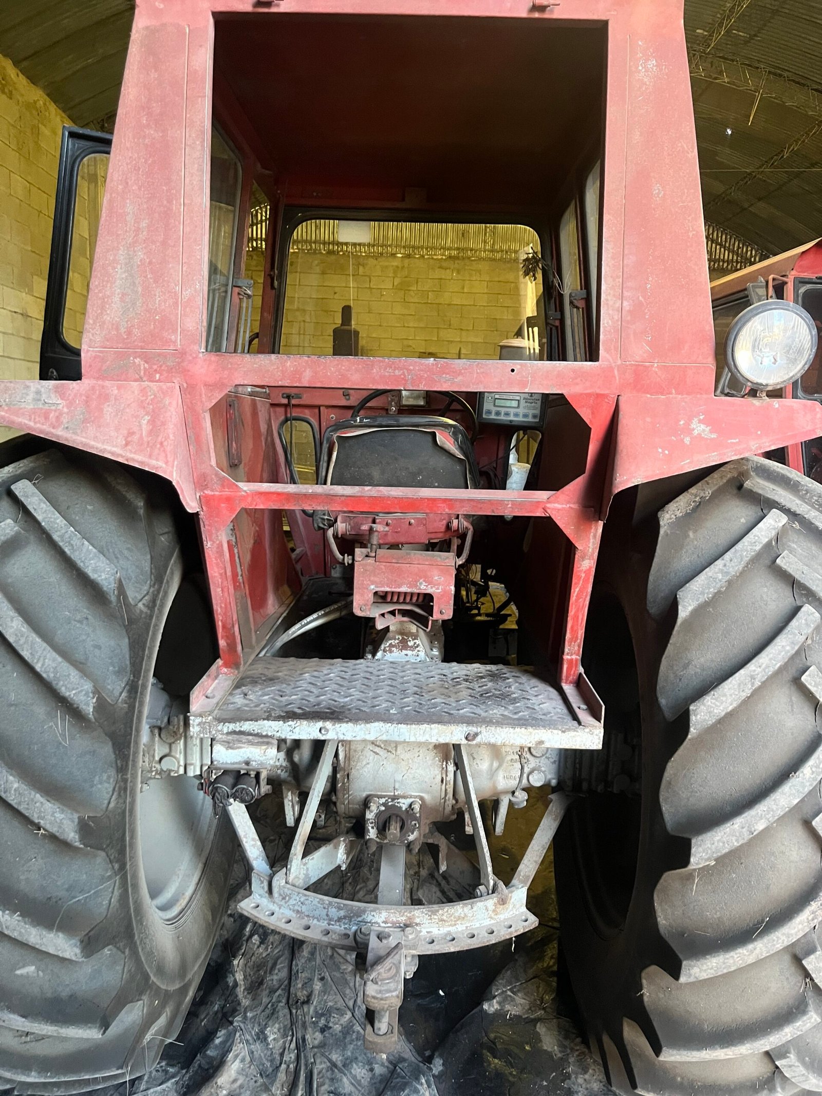 Tractor massey Ferguson 1075