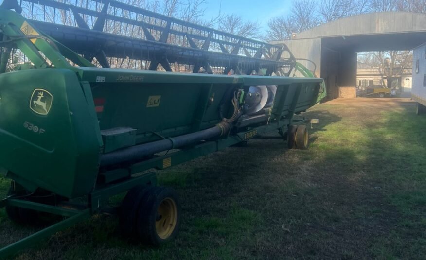 Platafroma john deere 630F