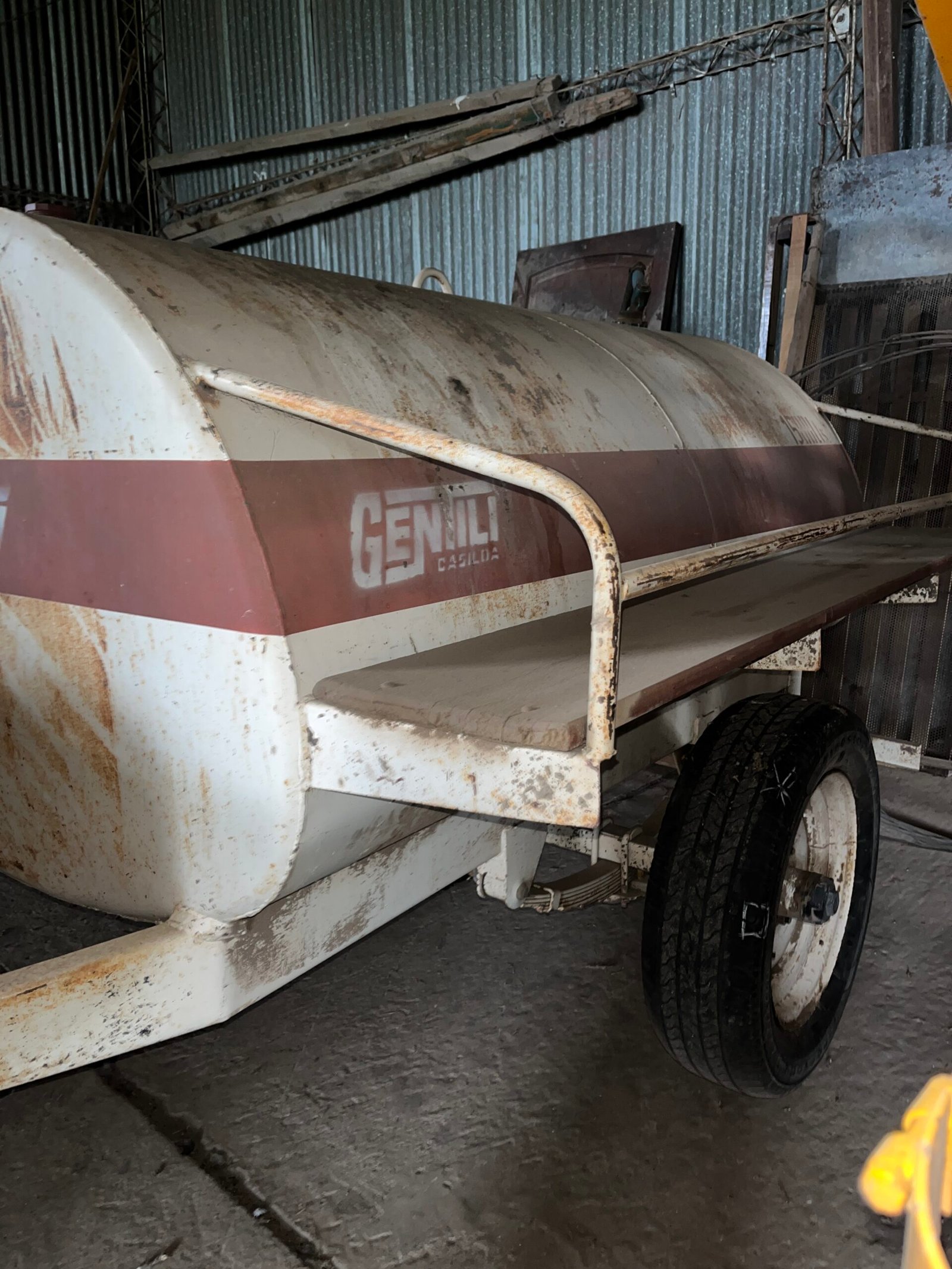 Cisterna de 1500 lts. conec