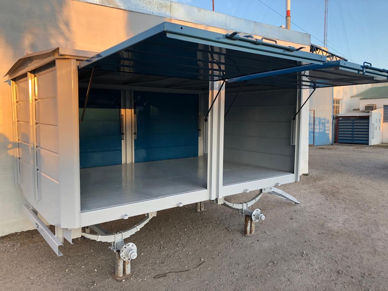 Acoplado Taller Rodante