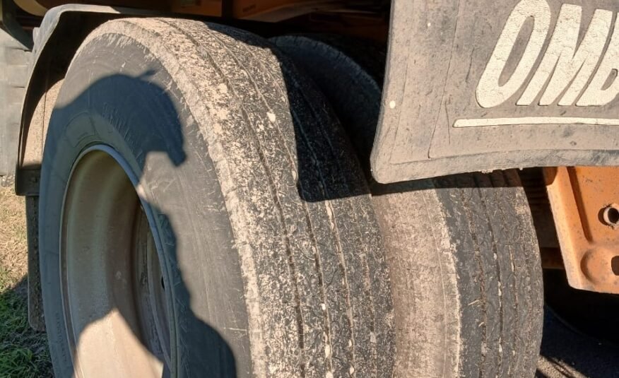 Ford cargo 1730 enganchado acoplado ombu