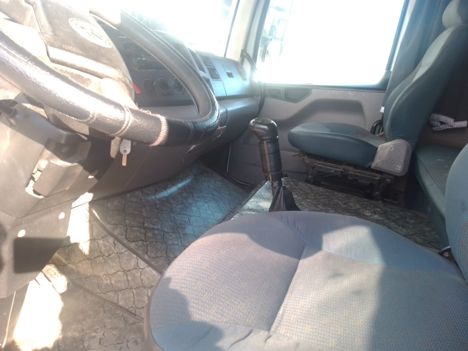 Volkswagen 19-320 tractor 4×2