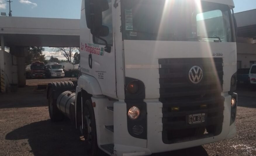 Volkswagen 19-320 tractor 4×2
