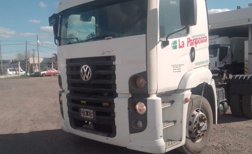 Volkswagen 19-320 tractor 4×2