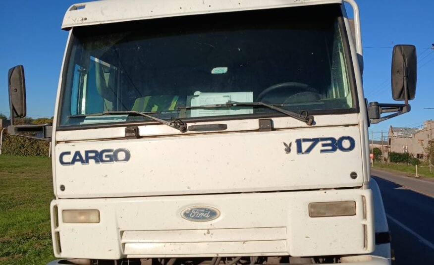 Ford cargo 1730 enganchado acoplado ombu