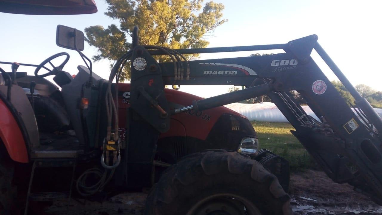 Case Farmall 100 JX 4×4
