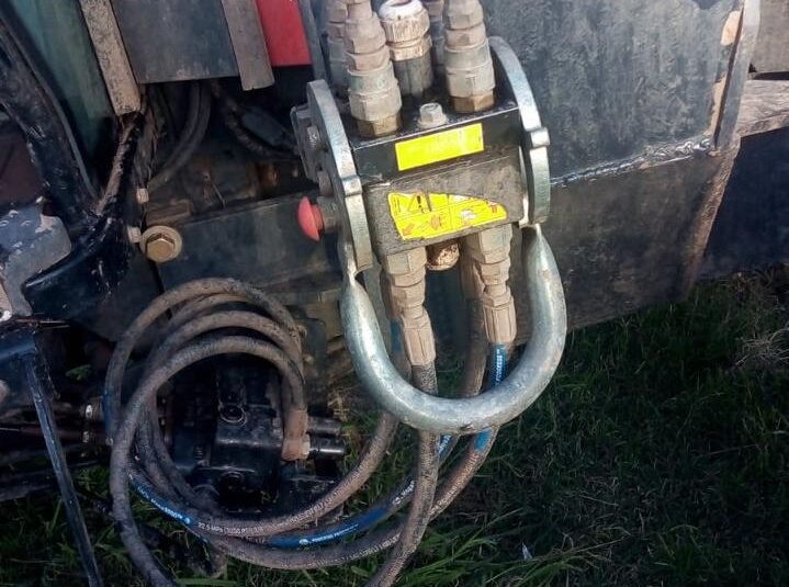 Case Farmall 100 JX 4×4