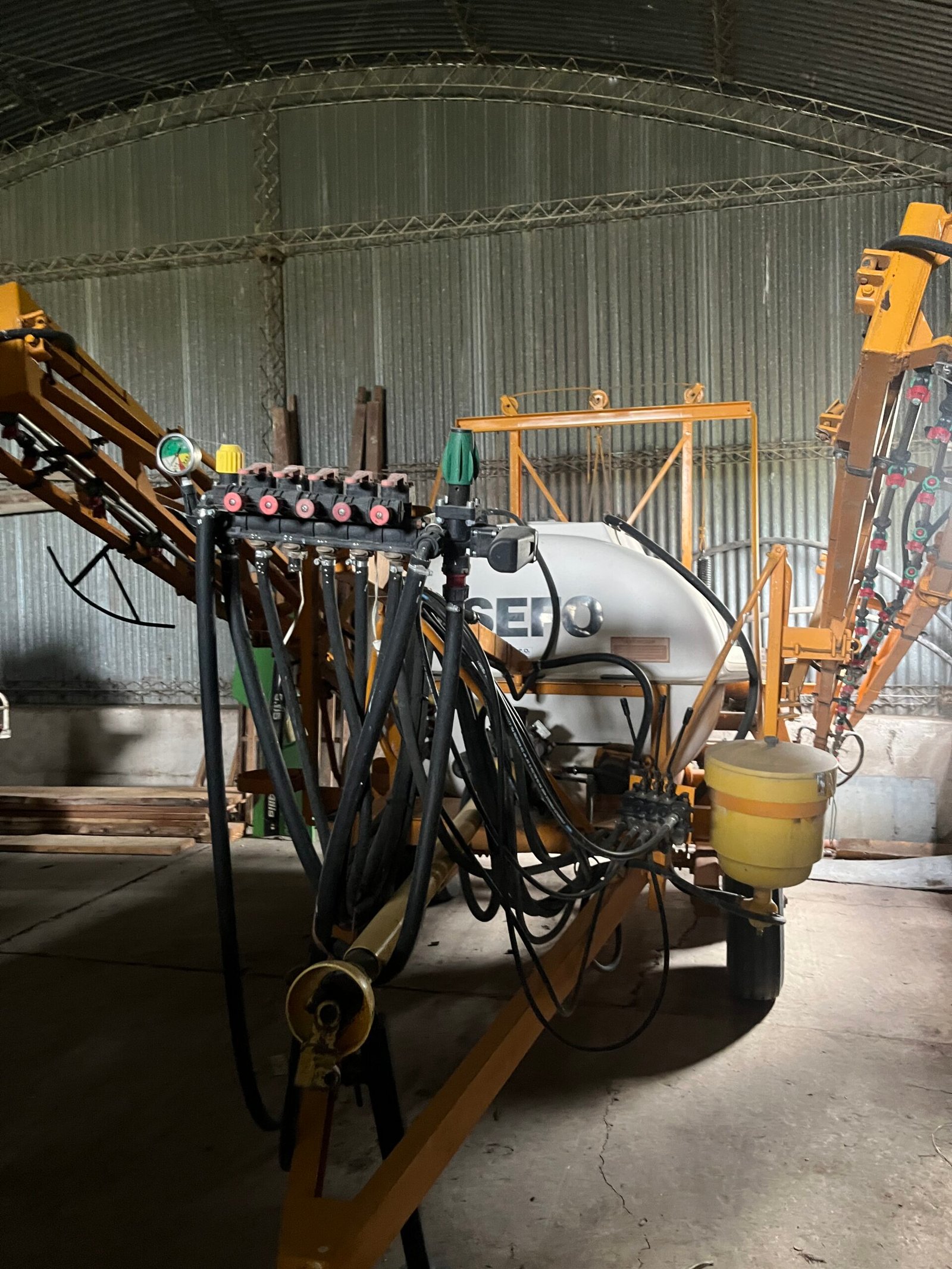 Pulverizador de arrastre SEFO