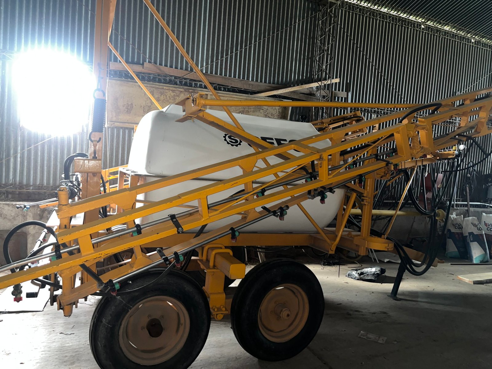 Pulverizador de arrastre SEFO