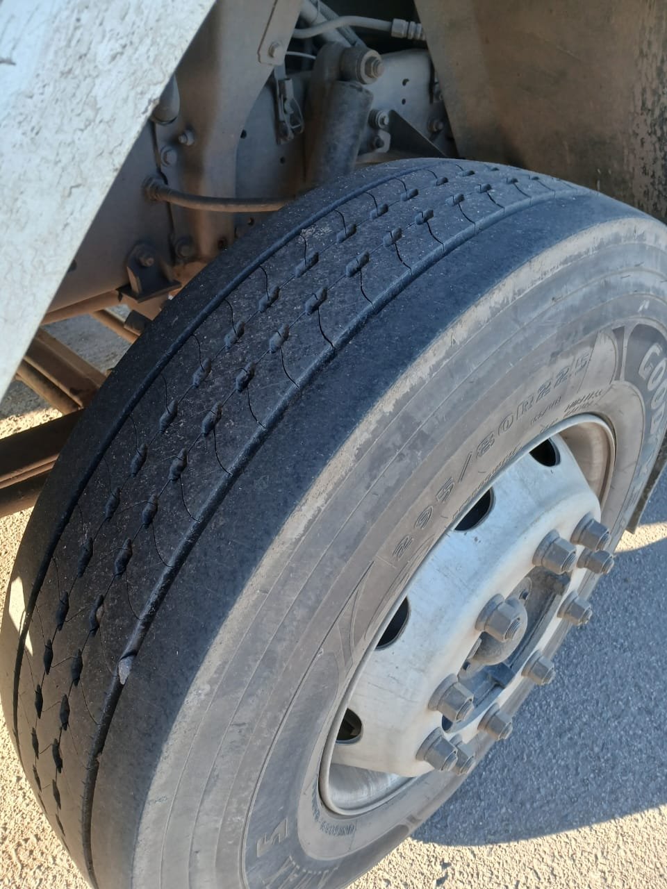 Ford cargo 1730 enganchado acoplado ombu