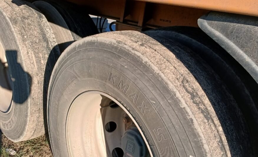 Ford cargo 1730 enganchado acoplado ombu