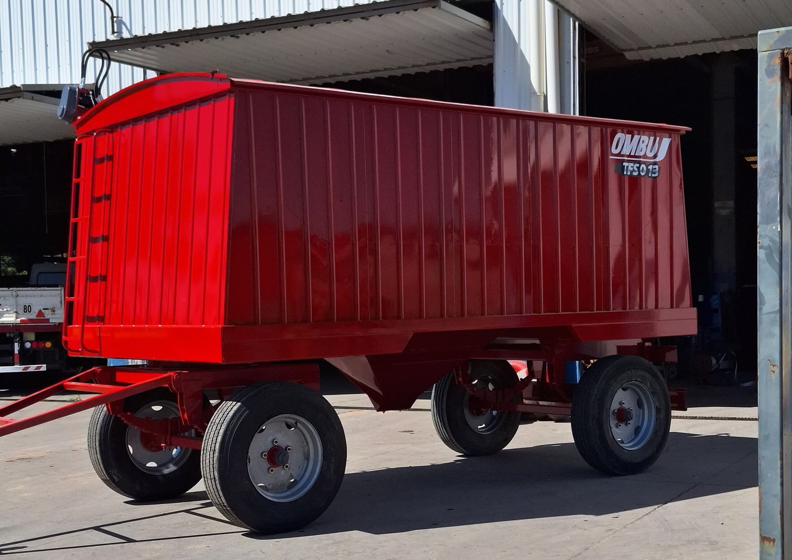 Tolva para fertilizante y semillas TFSO 13