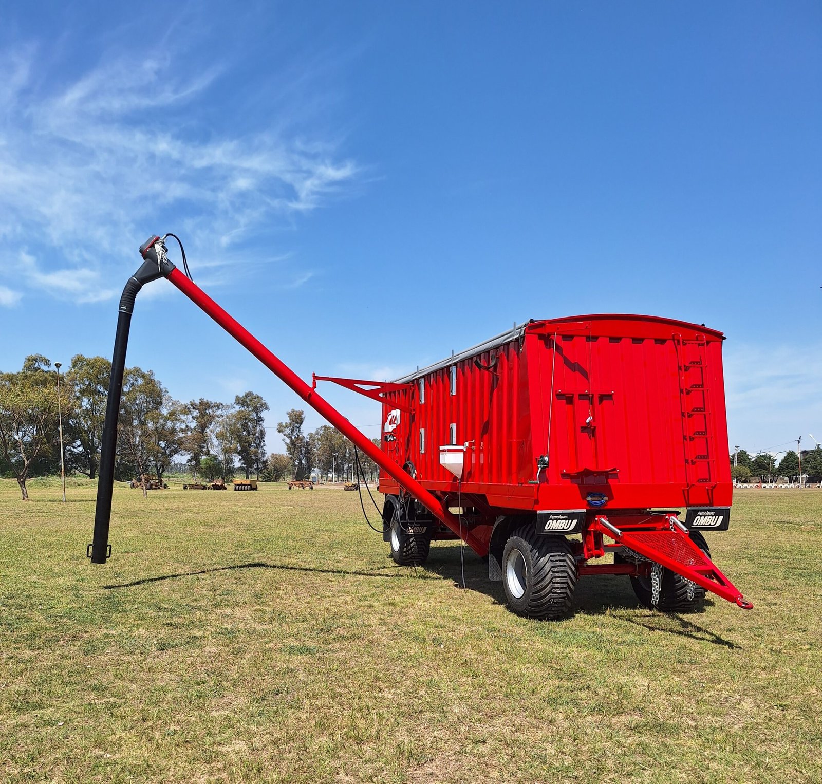 Tolva para fertilizante y semillas TFSO 24