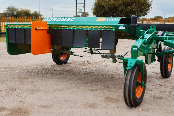 Desmalezadora Hileradora – DH 3000 AGROMEC